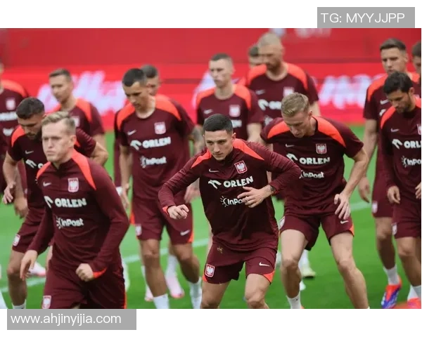 2023年现役波兰足球明星实力排名及其影响力分析